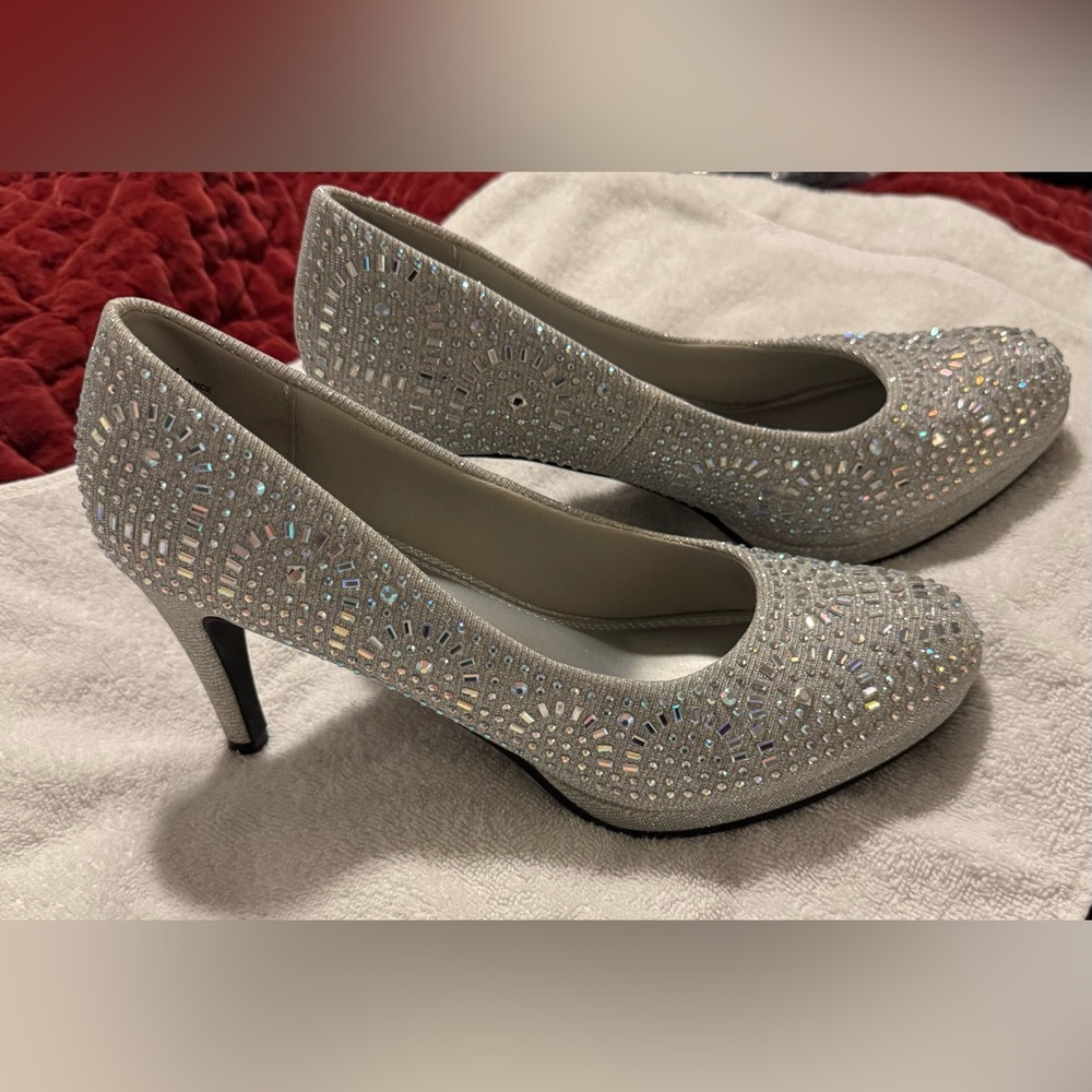 Silver Slipper by London Rag Silver Sparkly Crystal Embellished High Heel Pumps